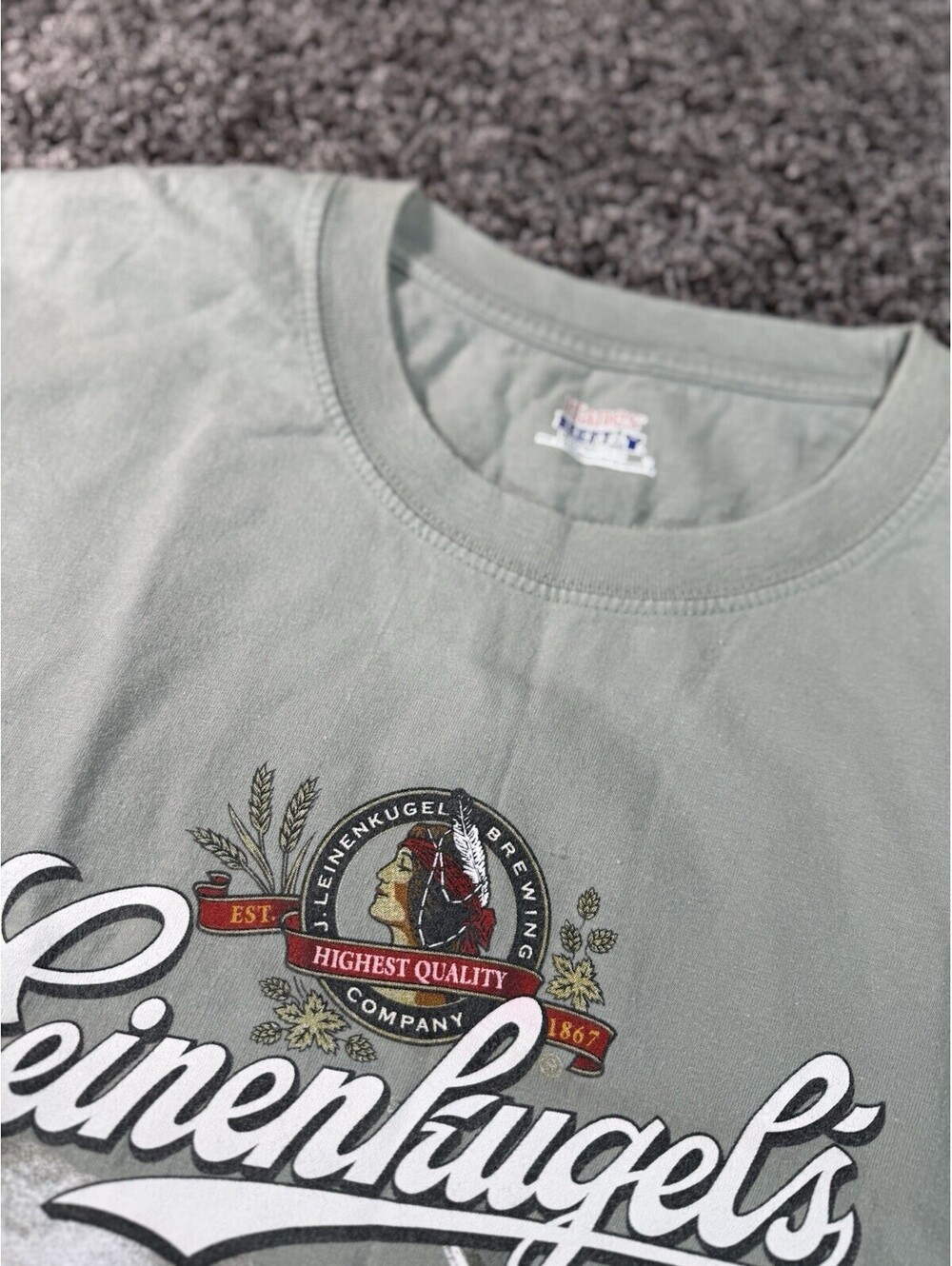 Leinenkugel Large T-Shirt Chippewa Falls, Wisconsin Brewery Beer Hanes Beefy